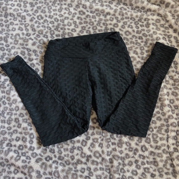 Pants - booty lifting leggings!✨